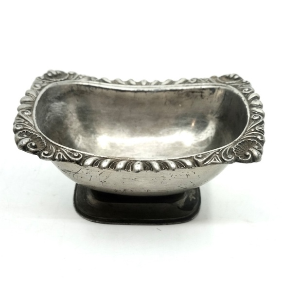VINTAGE 1930s PEWTER OPEN SALT CELLAR FOOTED - Picture 1 of 3